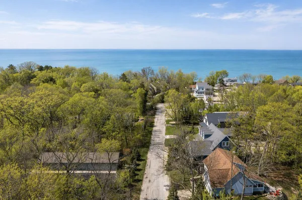 $799,000 | 200 Marx Drive, New Buffalo, MI 49117