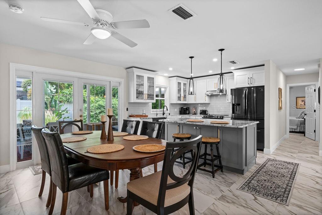 1024 Horizon Road Venice, FL 34293 - Photo 17 of 39