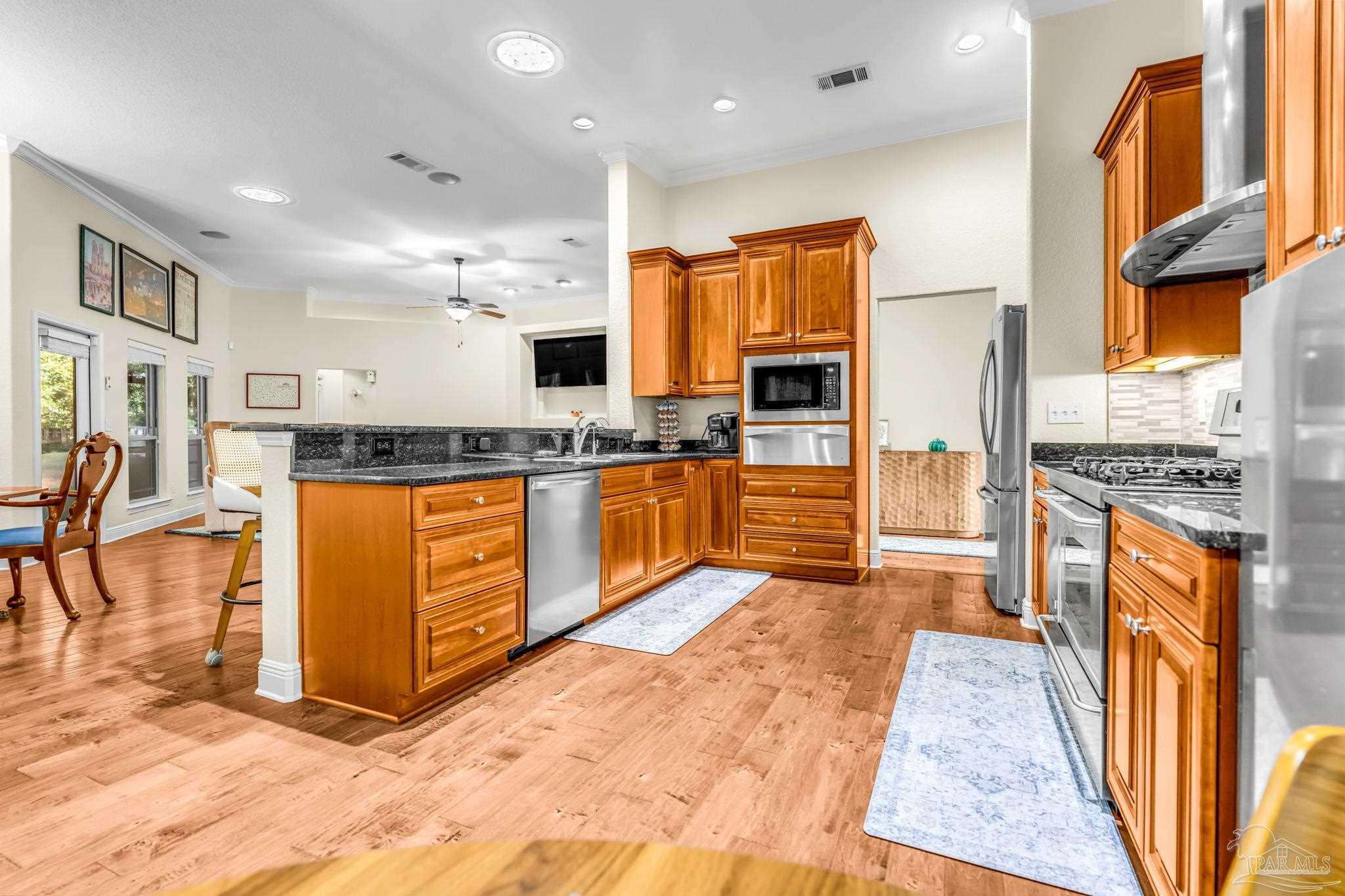 8941 Foxtail Loop Pensacola, FL 32526 - Photo 13 of 59