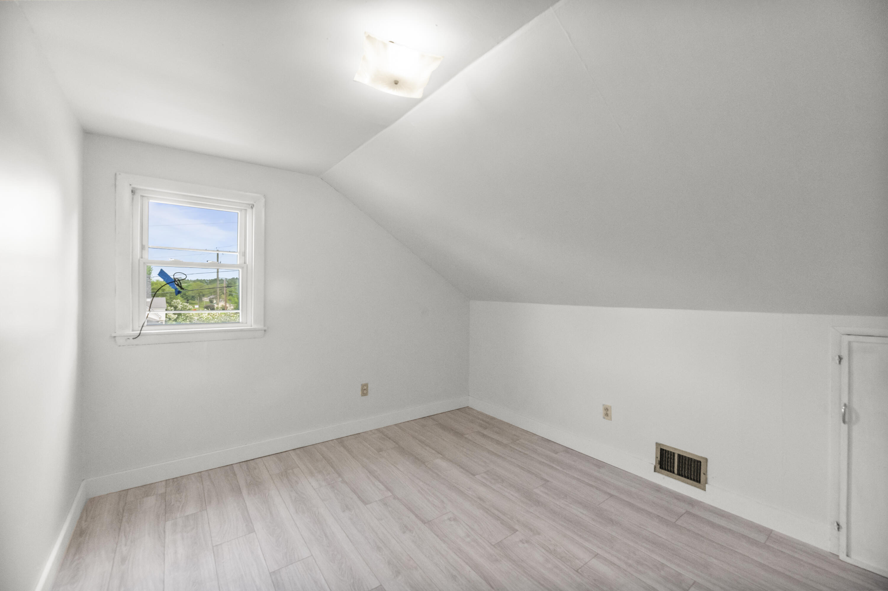 826 Riverside Drive Augusta, ME 04330 - Photo 24 of 34 DSC_2070