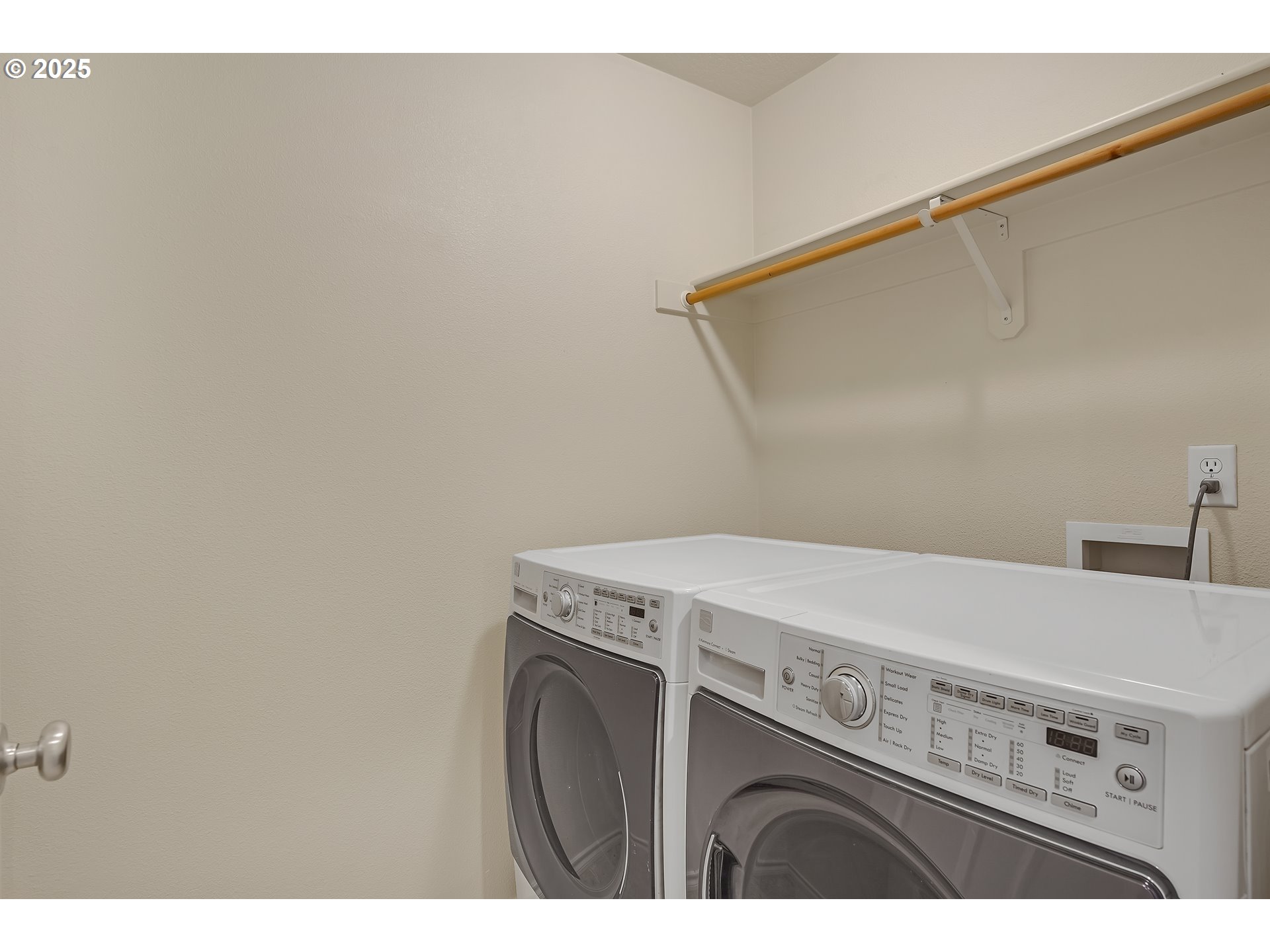 15188 Southwest Canyon Wren Way Beaverton, OR 97007 - Photo 24 of 25