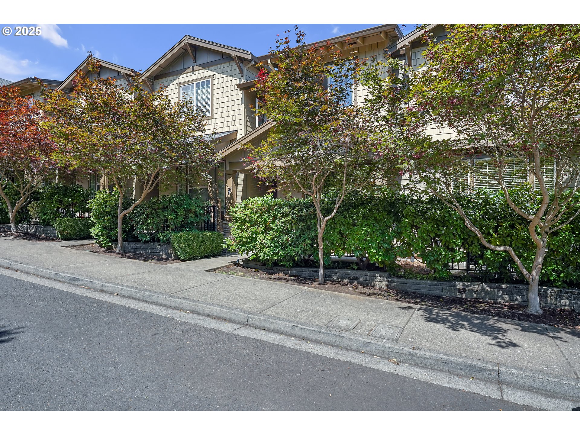 15188 Southwest Canyon Wren Way Beaverton, OR 97007 - Photo 3 of 25