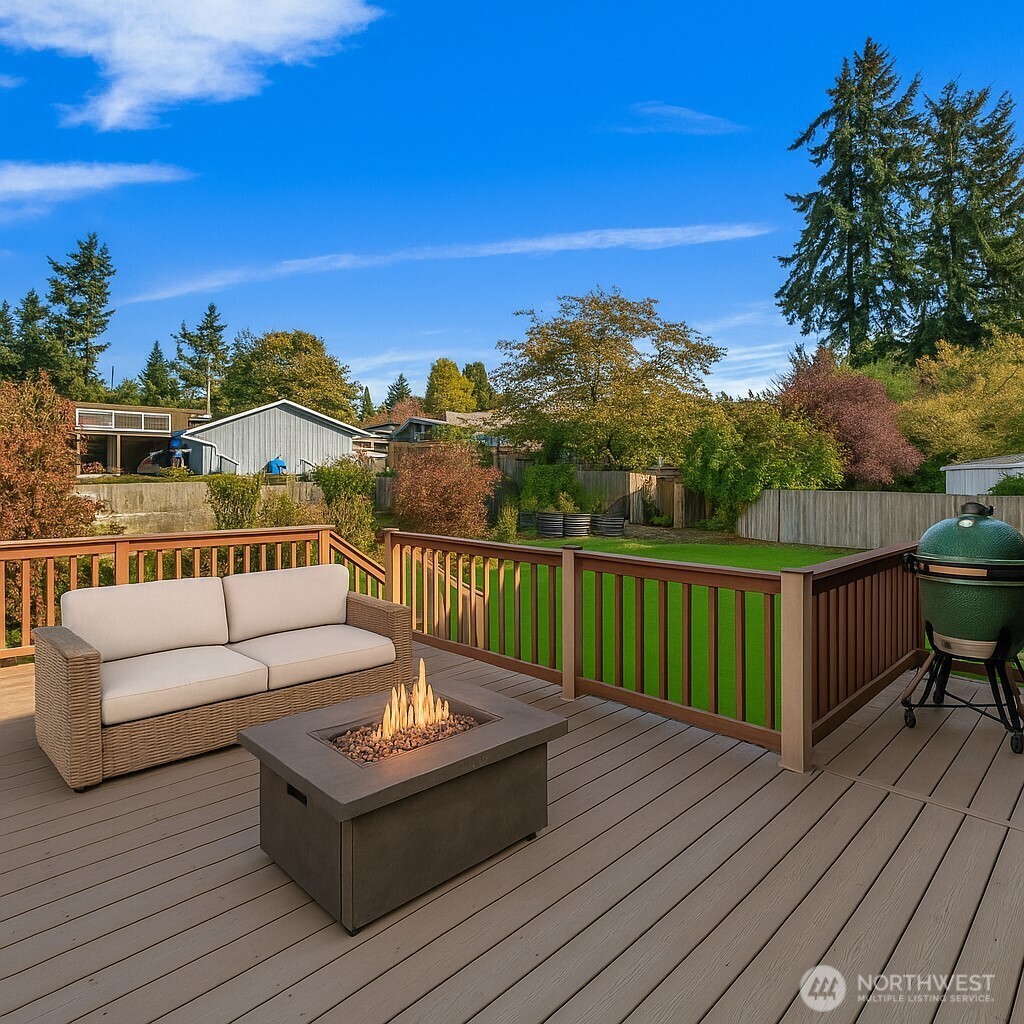 1212 South 230th Street Des Moines, WA 98198 - Photo 23 of 32 a view of a terrace with couches
