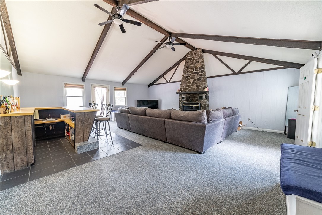 273 Great Road North Smithfield, RI 02896 - Photo 4 of 34 Gallery Image 4