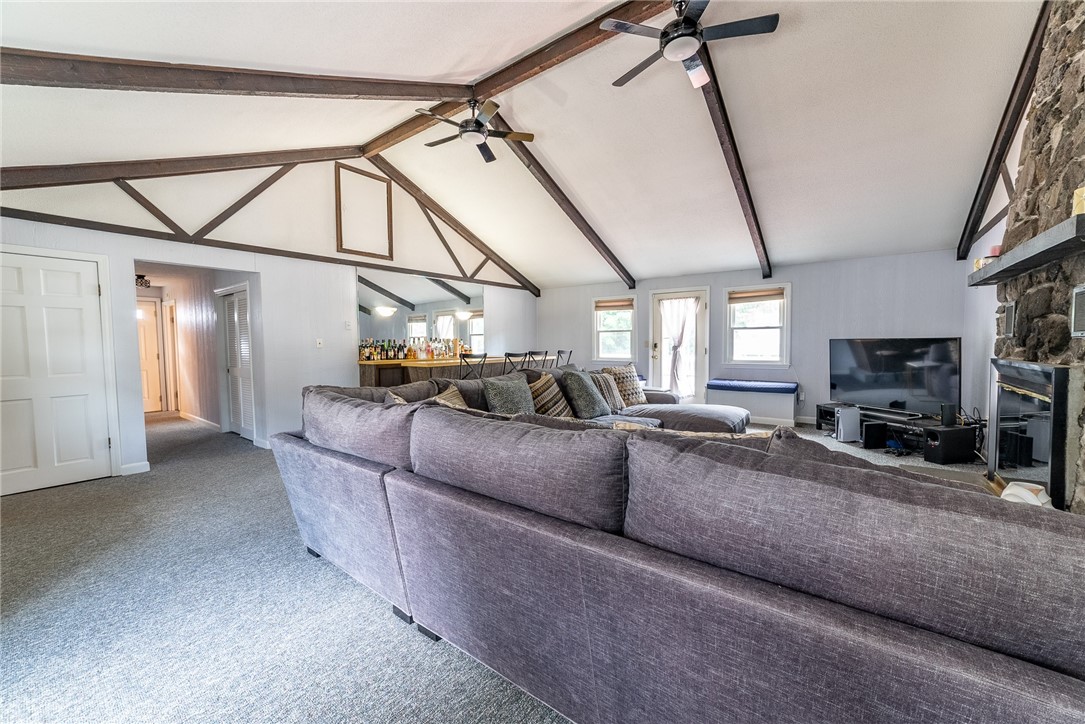 273 Great Road North Smithfield, RI 02896 - Photo 5 of 34 Gallery Image 5