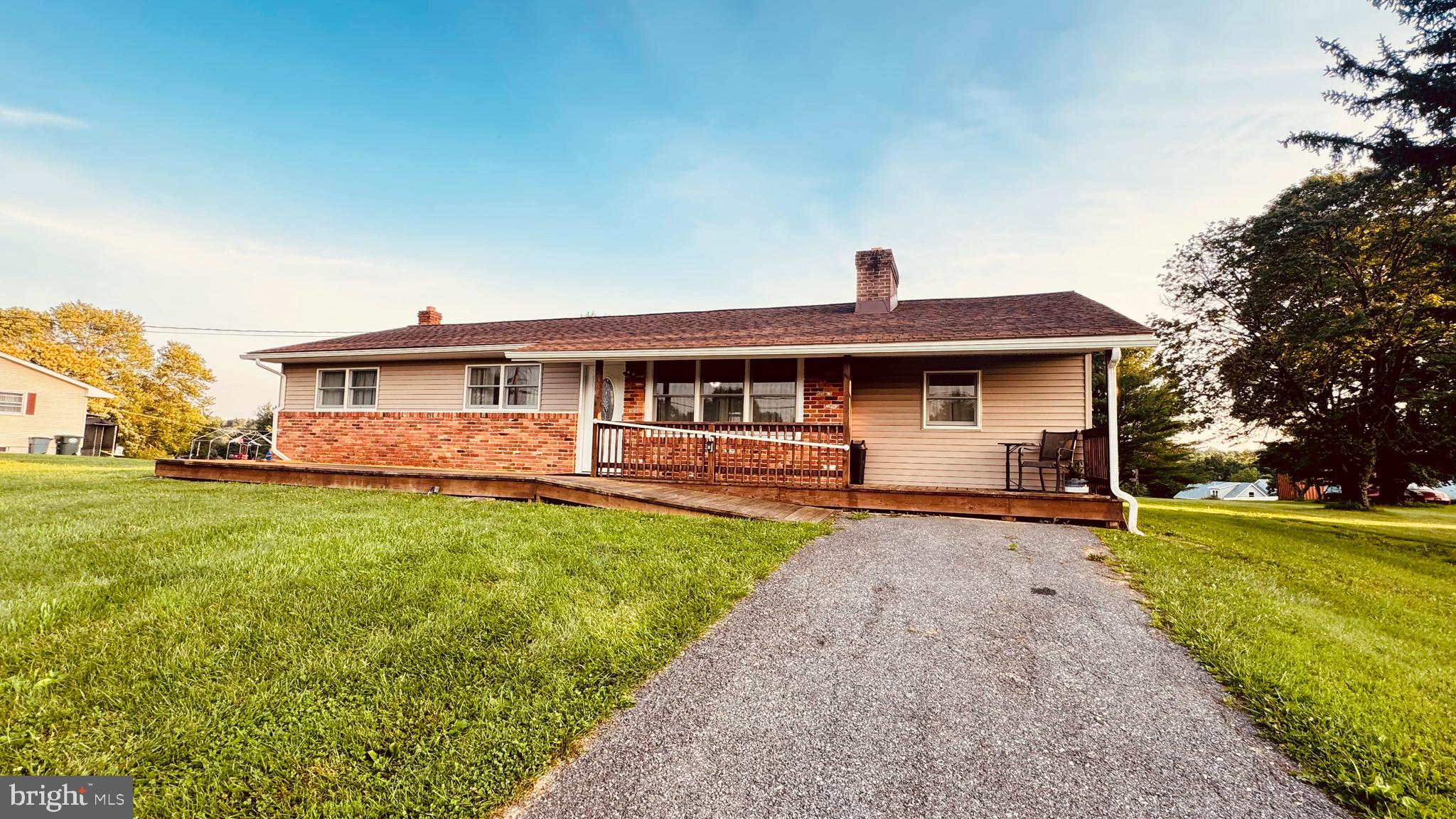 2323 Flag Marsh Road Mount Airy, MD 21771 - Photo 4 of 41 Gallery Image 4