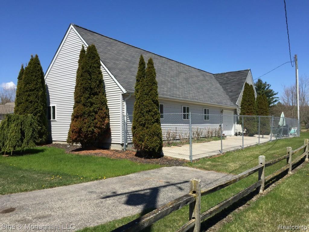 5220 Davis Road St. Clair, MI 48079 - Photo 20 of 40 19.jpg