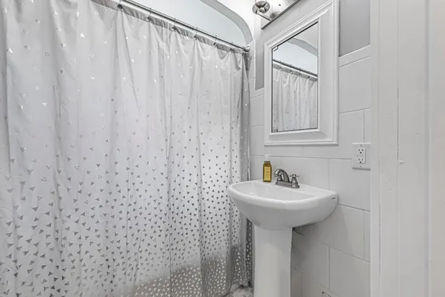 $245,000 | 950 East Main Street, Mankato, MN 56001