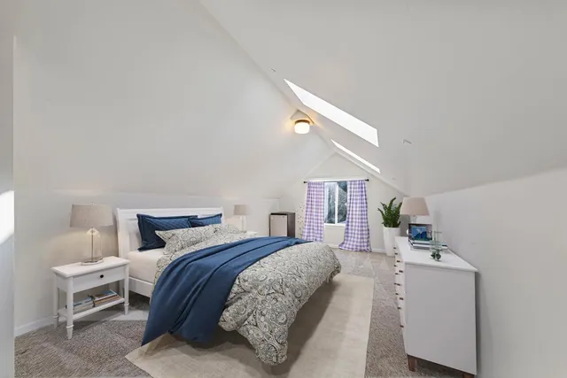 $245,000 | 950 East Main Street, Mankato, MN 56001