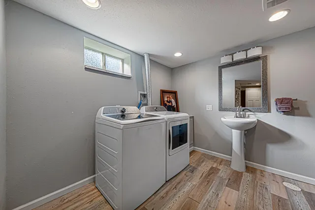 $245,000 | 950 East Main Street, Mankato, MN 56001