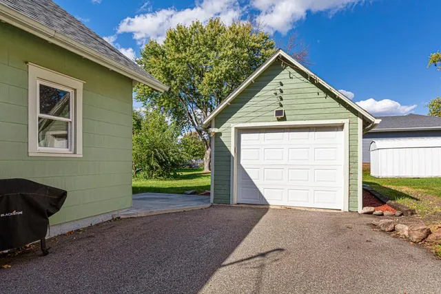 $245,000 | 950 East Main Street, Mankato, MN 56001