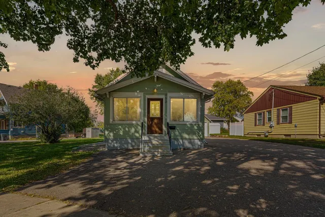 $245,000 | 950 East Main Street, Mankato, MN 56001