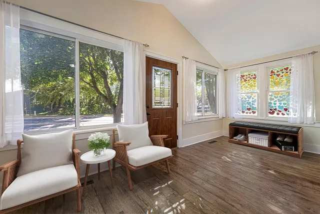 $245,000 | 950 East Main Street, Mankato, MN 56001