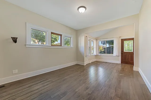 $245,000 | 950 East Main Street, Mankato, MN 56001