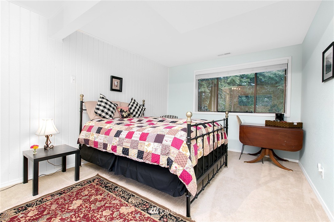 17117 Gravenstein Road Bothell, WA 98012 - Photo 16 of 25