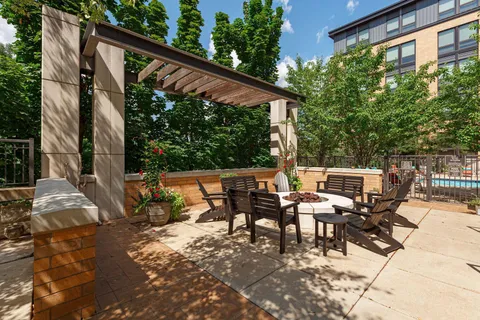 $399,900 | 4730 Park Commons Drive, Unit 204, St. Louis Park, MN 55416