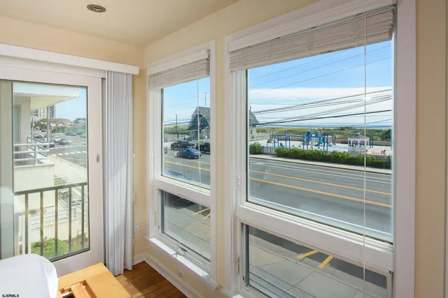 $1,800 | 3215 Atlantic Avenue, Unit 1, Longport, NJ 08403
