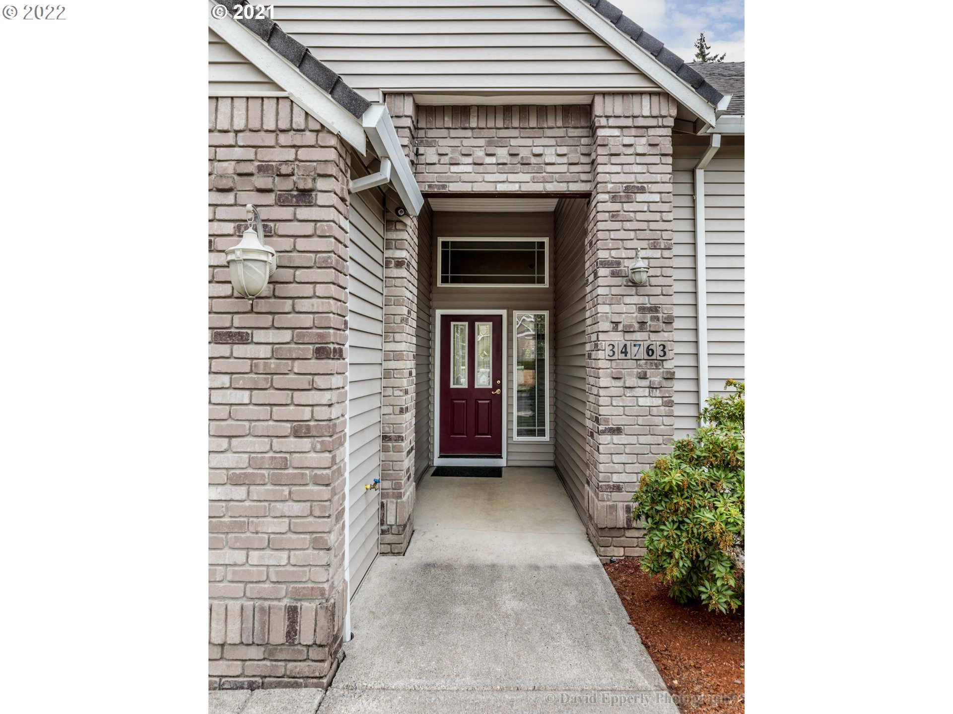34763 Snow Street St. Helens, OR 97051 - Photo 2 of 28 Gallery Image 2