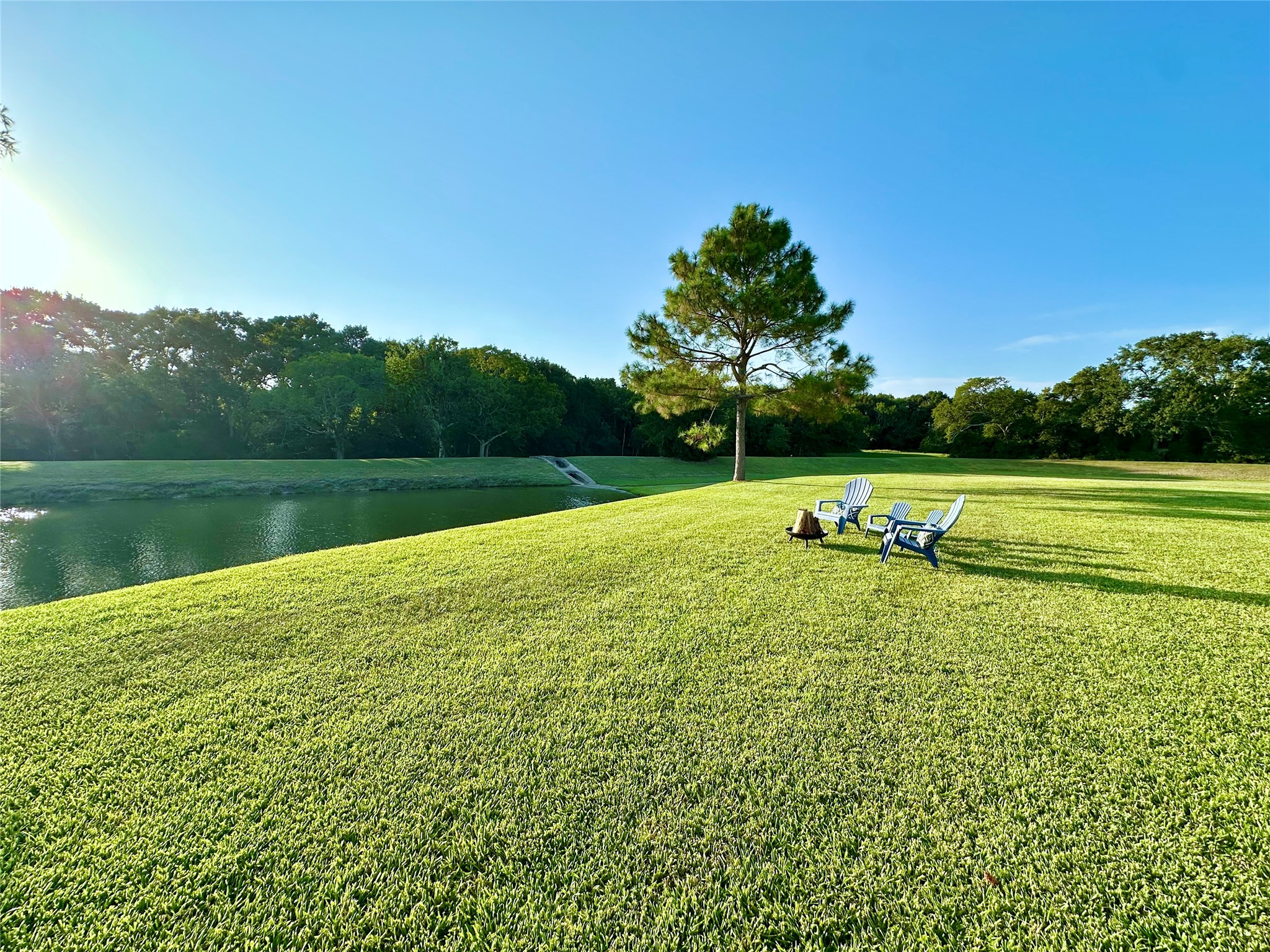 2904 Bridle Path Lane Friendswood, TX 77546 - Photo 46 of 49 Imagine unwinding, relaxing and connecting at the end of the day with a sunset view like this!!