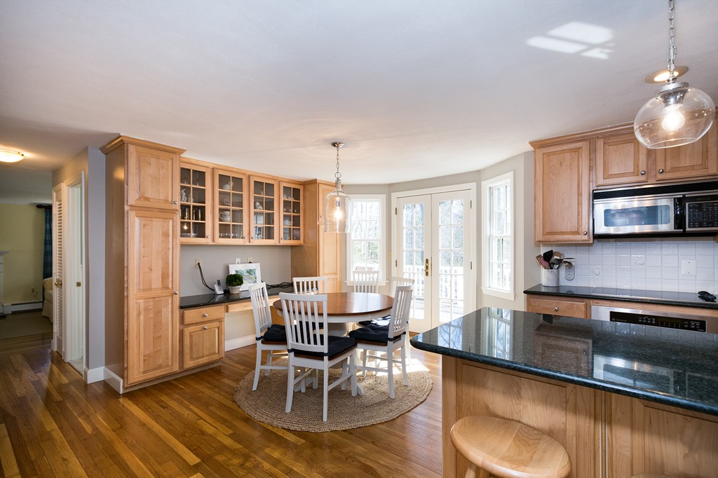 37 Old Coach Road Cohasset, MA 02025 - Photo 10 of 30 Gallery Image 10