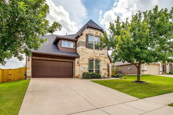 $470,000 | 1134 Destrehan Drive, Burleson, TX 76028