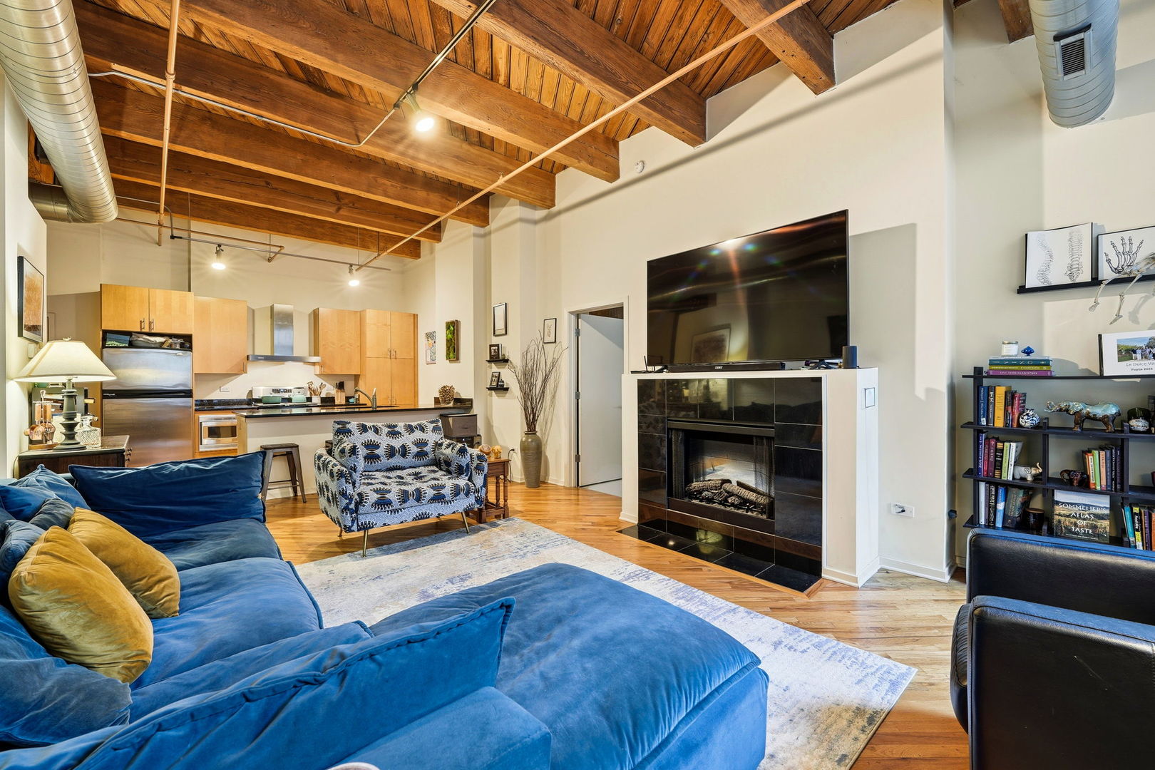 1040 West Adams Street, Unit 241 Chicago, IL 60607 - Photo 5 of 31