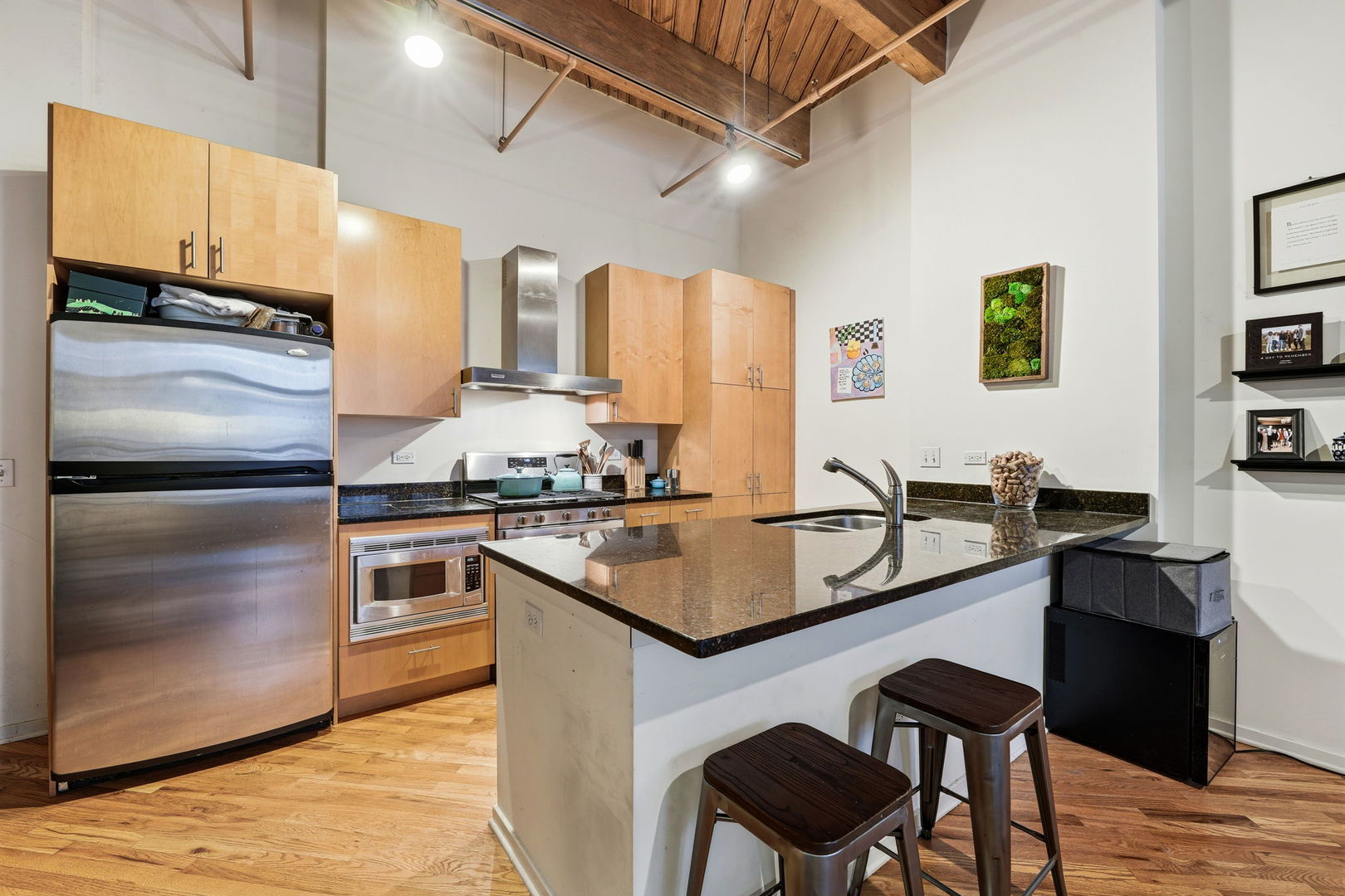 1040 West Adams Street, Unit 241 Chicago, IL 60607 - Photo 10 of 31