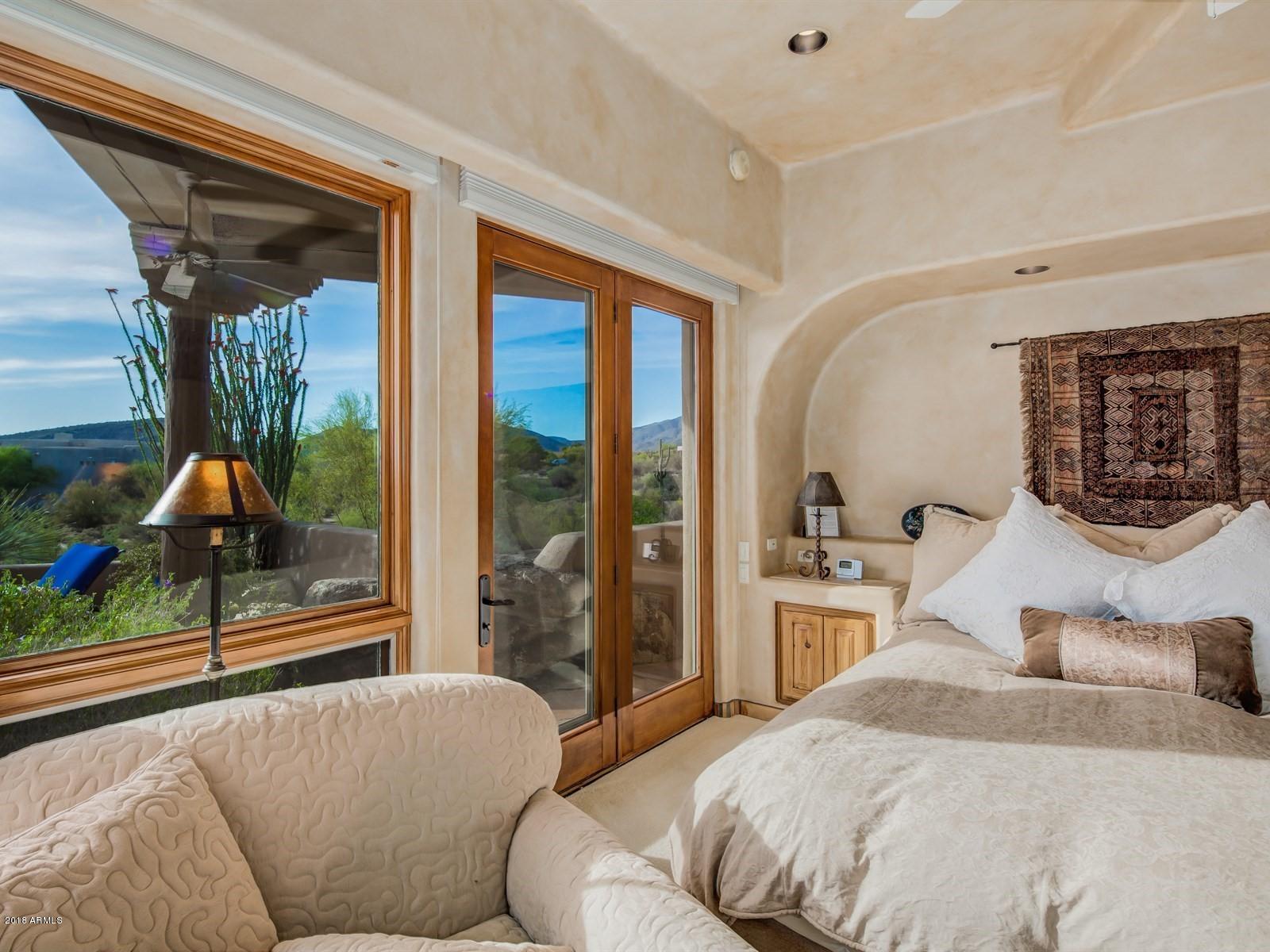 10285 East Joy Ranch Road Scottsdale, AZ 85262 - Photo 21 of 87 022_Master Suite Sitting Area