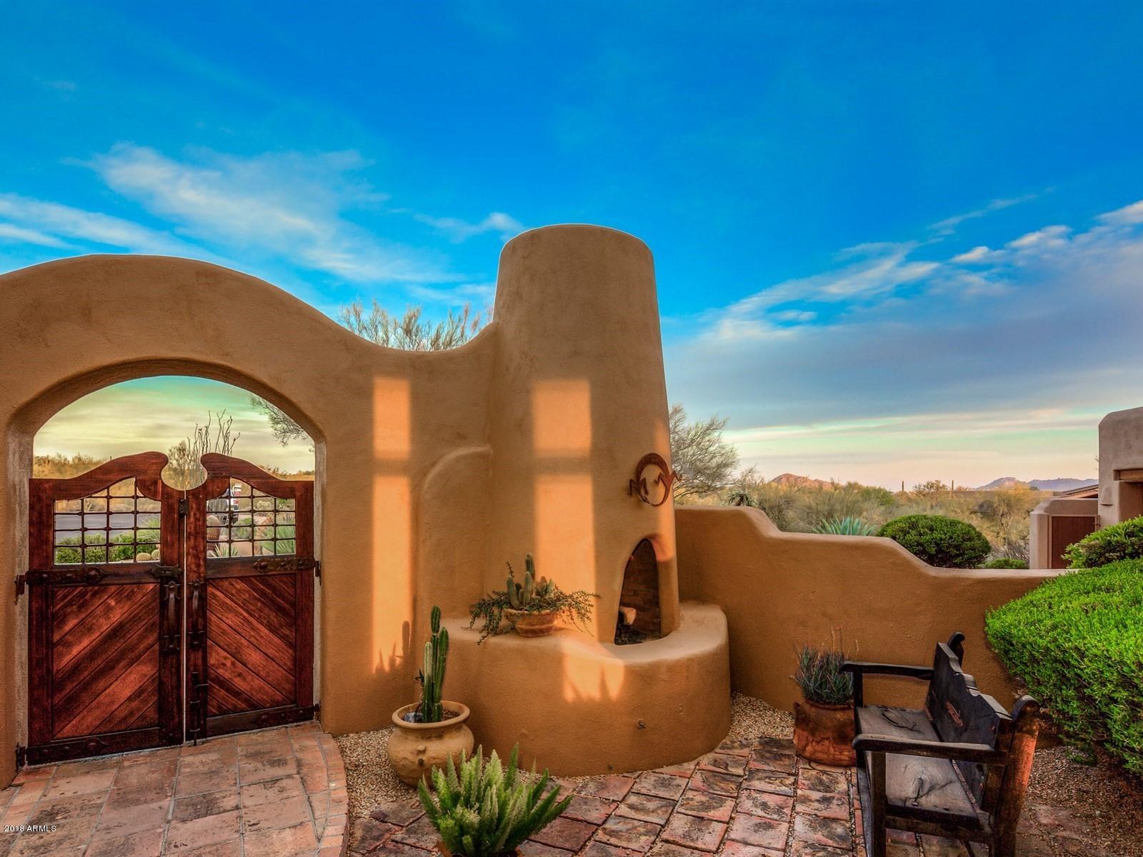 10285 East Joy Ranch Road Scottsdale, AZ 85262 - Photo 6 of 87 006_Front Court Yard