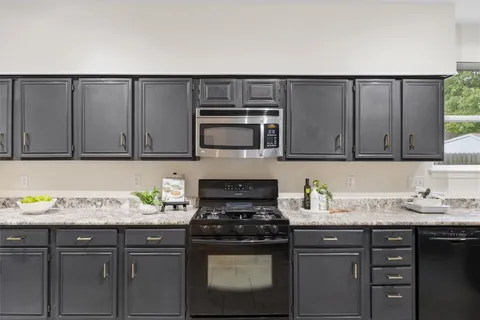 $539,000 | 403 Paint Brush Circle, Cedar Park, TX 78613