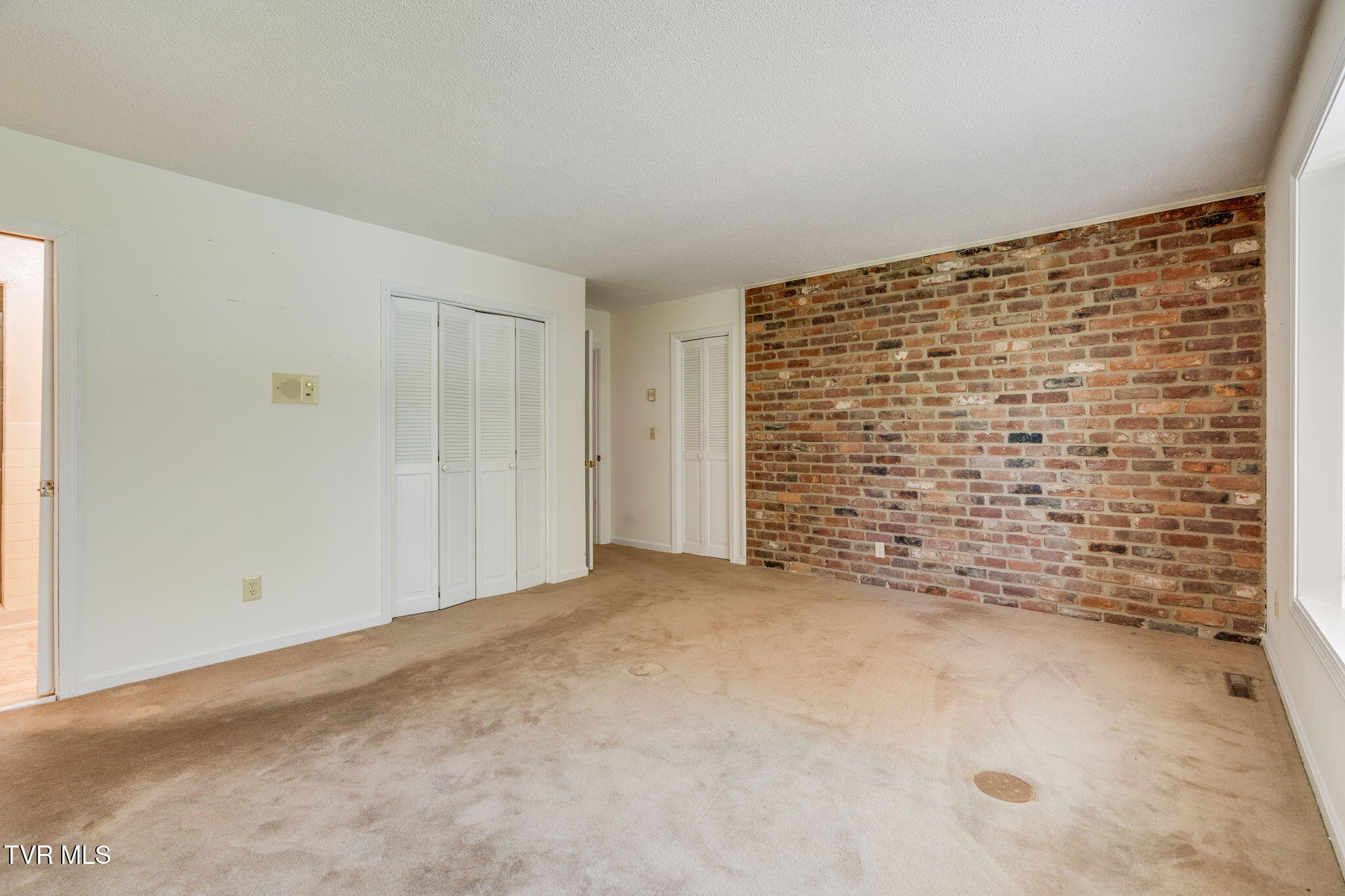 900 Jordan Road Elizabethton, TN 37643 - Photo 33 of 51 017