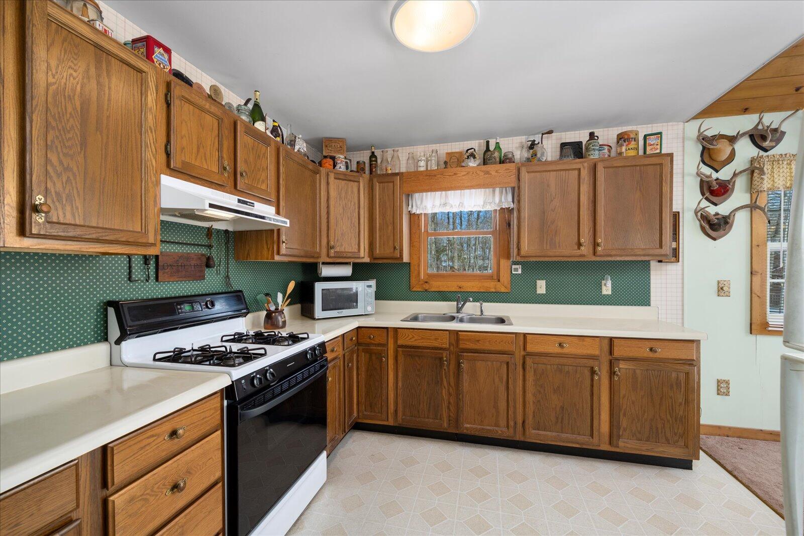 114 Limekiln Lake Road Inlet, NY 13360 - Photo 15 of 30 Gallery Image 15