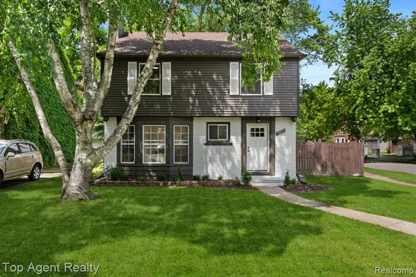 $269,900 | 14257 Artesian Street, Detroit, MI 48223