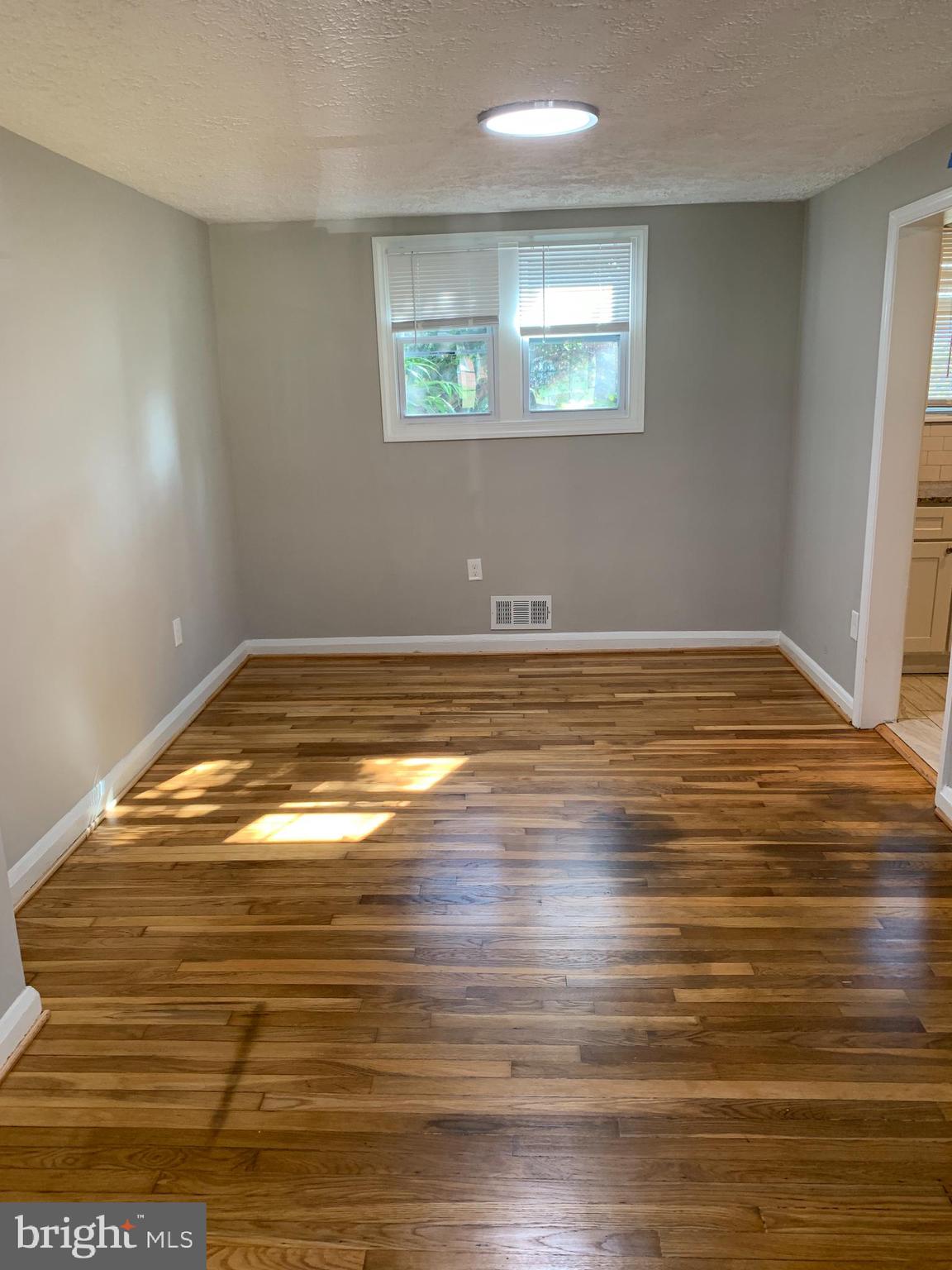 5321 Lothian Road Baltimore, MD 21212 - Photo 4 of 17 Gallery Image 4