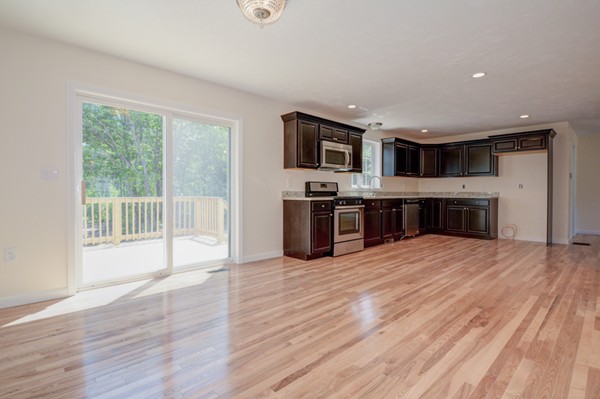 77 Hampshire Road Methuen, MA 01844 - Photo 11 of 30 Gallery Image 11