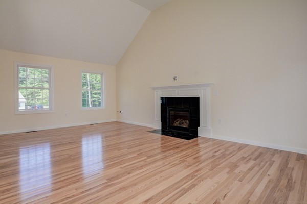 77 Hampshire Road Methuen, MA 01844 - Photo 19 of 30 Gallery Image 19