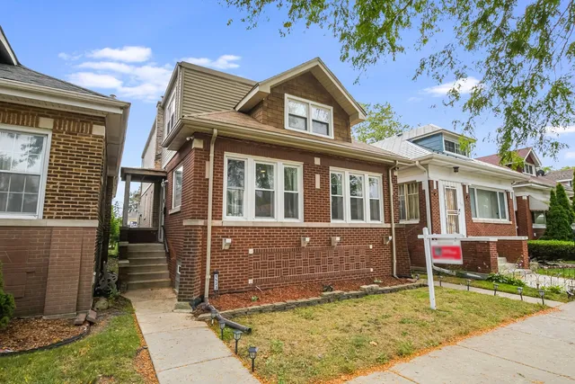 $309,000 | 1523 East 85th Street, Chicago, IL 60619