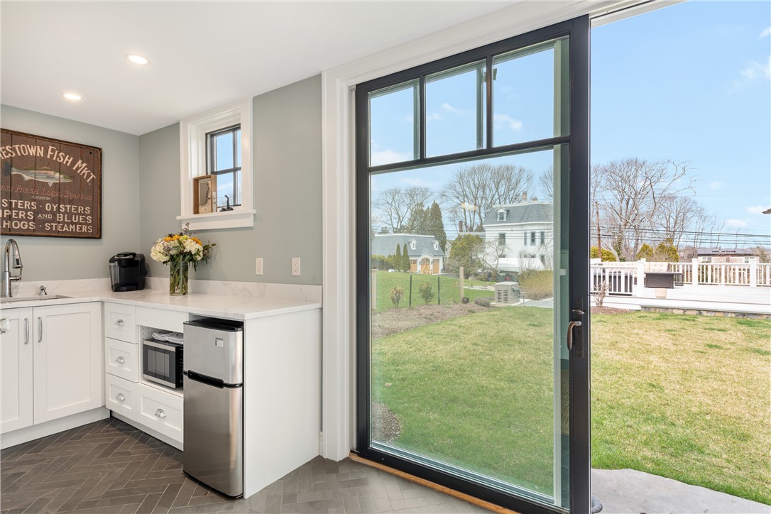 30 Walcott Avenue Jamestown, RI 02835 - Photo 42 of 50