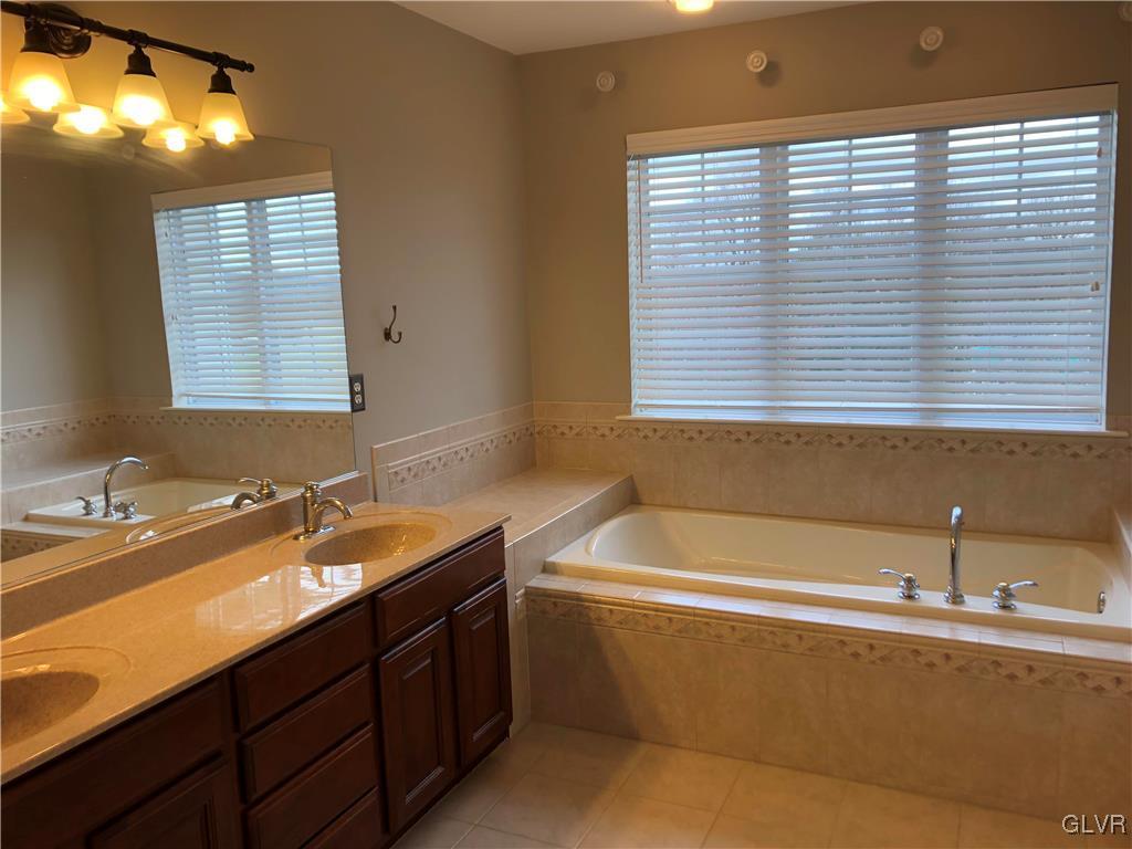 2811 Broadway Road Easton, PA 18040 - Photo 14 of 34 Gallery Image 14