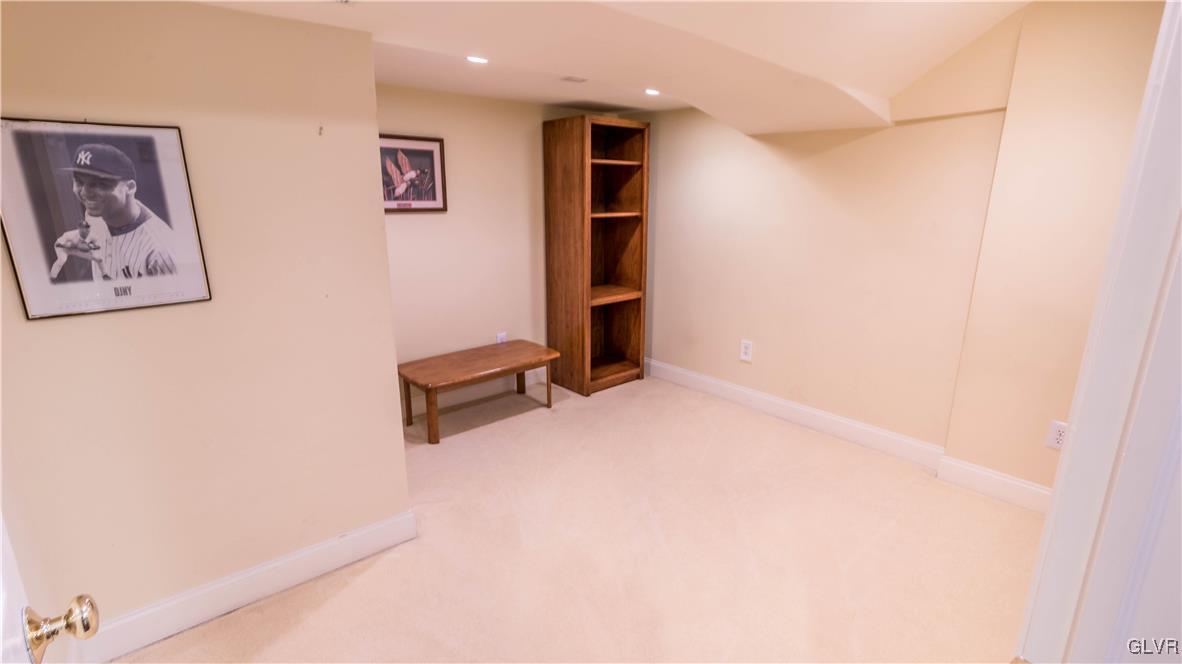 2811 Broadway Road Easton, PA 18040 - Photo 24 of 34 Gallery Image 24