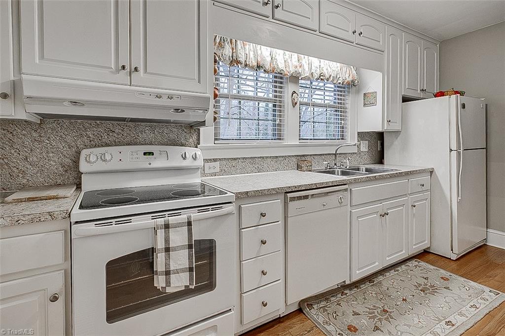 522 Edgewood Road Asheboro, NC 27205 - Photo 6 of 19 Gallery Image 6