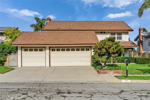 $1,199,900 | 171 Avenida Santa Anita, La Habra, CA 90631