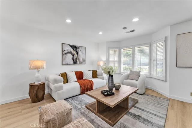 $1,199,900 | 171 Avenida Santa Anita, La Habra, CA 90631