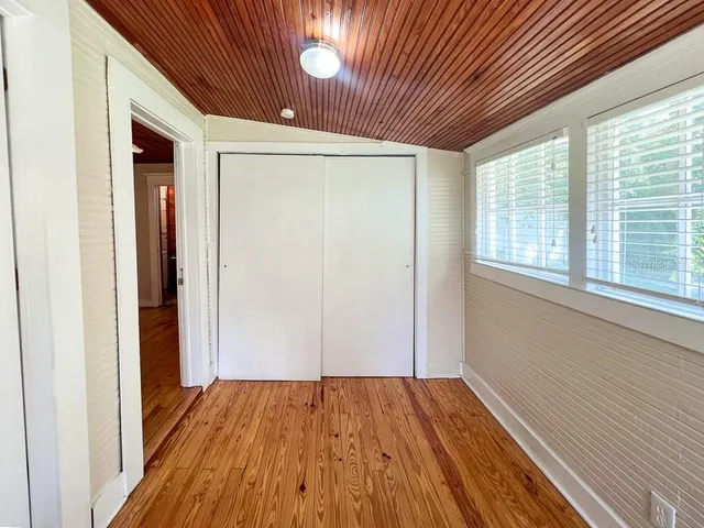 $2,500 | 115 Northwest 7 Terrace, Gainesville, FL 32601