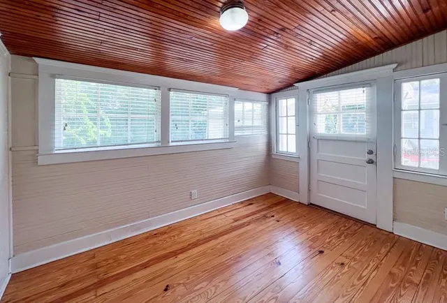 $2,500 | 115 Northwest 7 Terrace, Gainesville, FL 32601