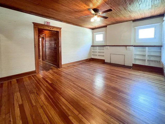 $2,500 | 115 Northwest 7 Terrace, Gainesville, FL 32601