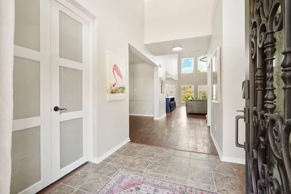 a view of entryway