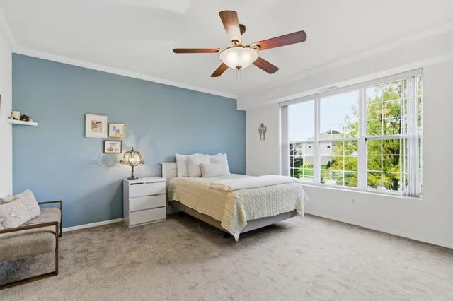 $325,000 | 600 Greenhaven Drive, Unit 213, Burnsville, MN 55306