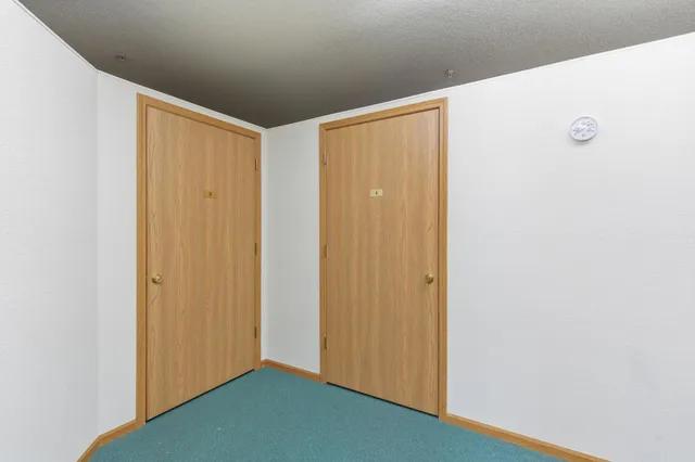 $325,000 | 600 Greenhaven Drive, Unit 213, Burnsville, MN 55306