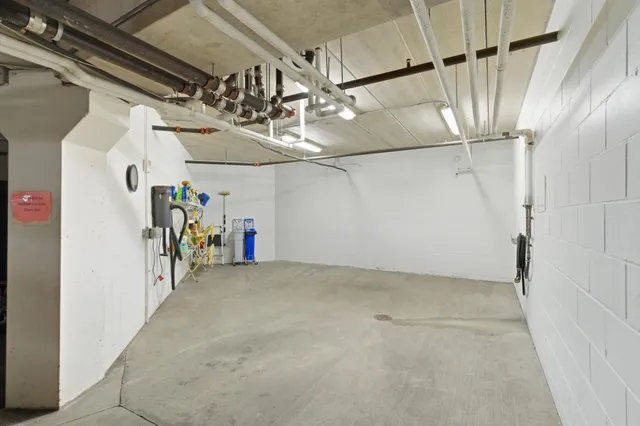 $330,000 | 600 Greenhaven Drive, Unit 213, Burnsville, MN 55306